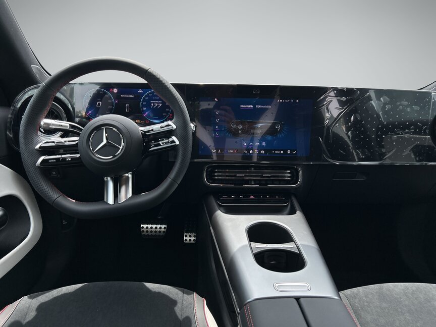 Mercedes-Benz CLA 250+ mit EQ Technologie