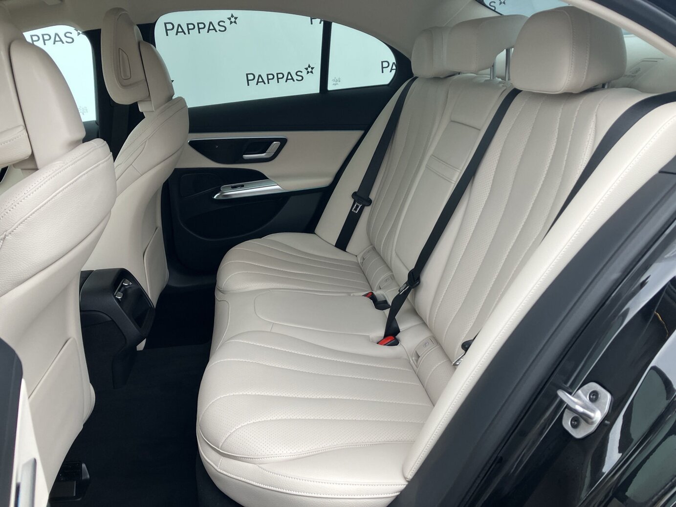 Mercedes-Benz E 220 d 4MATIC Limousine