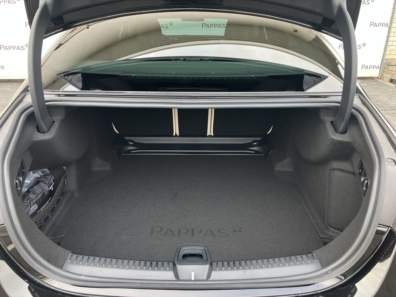 Mercedes-Benz E 220 d 4MATIC Limousine