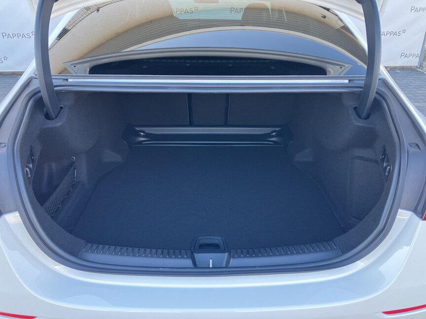 Mercedes-Benz E 220 d 4MATIC Limousine