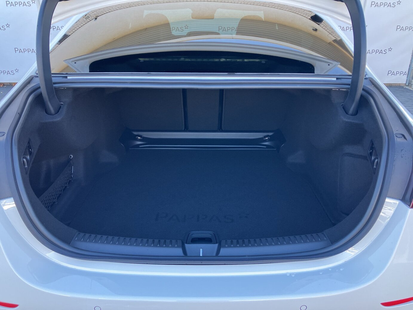 Mercedes-Benz E 220 d 4MATIC Limousine