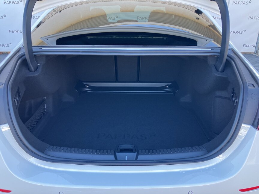 Mercedes-Benz E 220 d 4MATIC Limousine