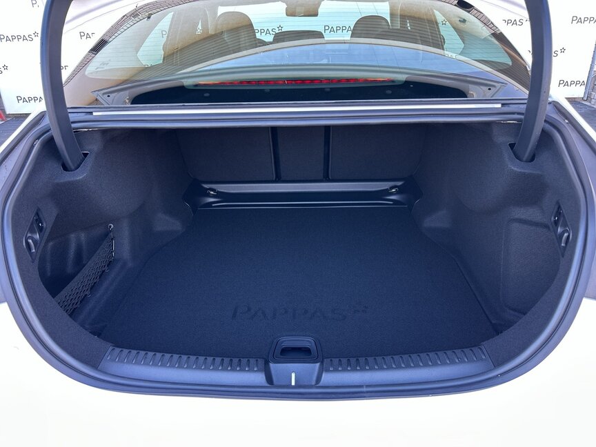 Mercedes-Benz E 200 4MATIC Limousine