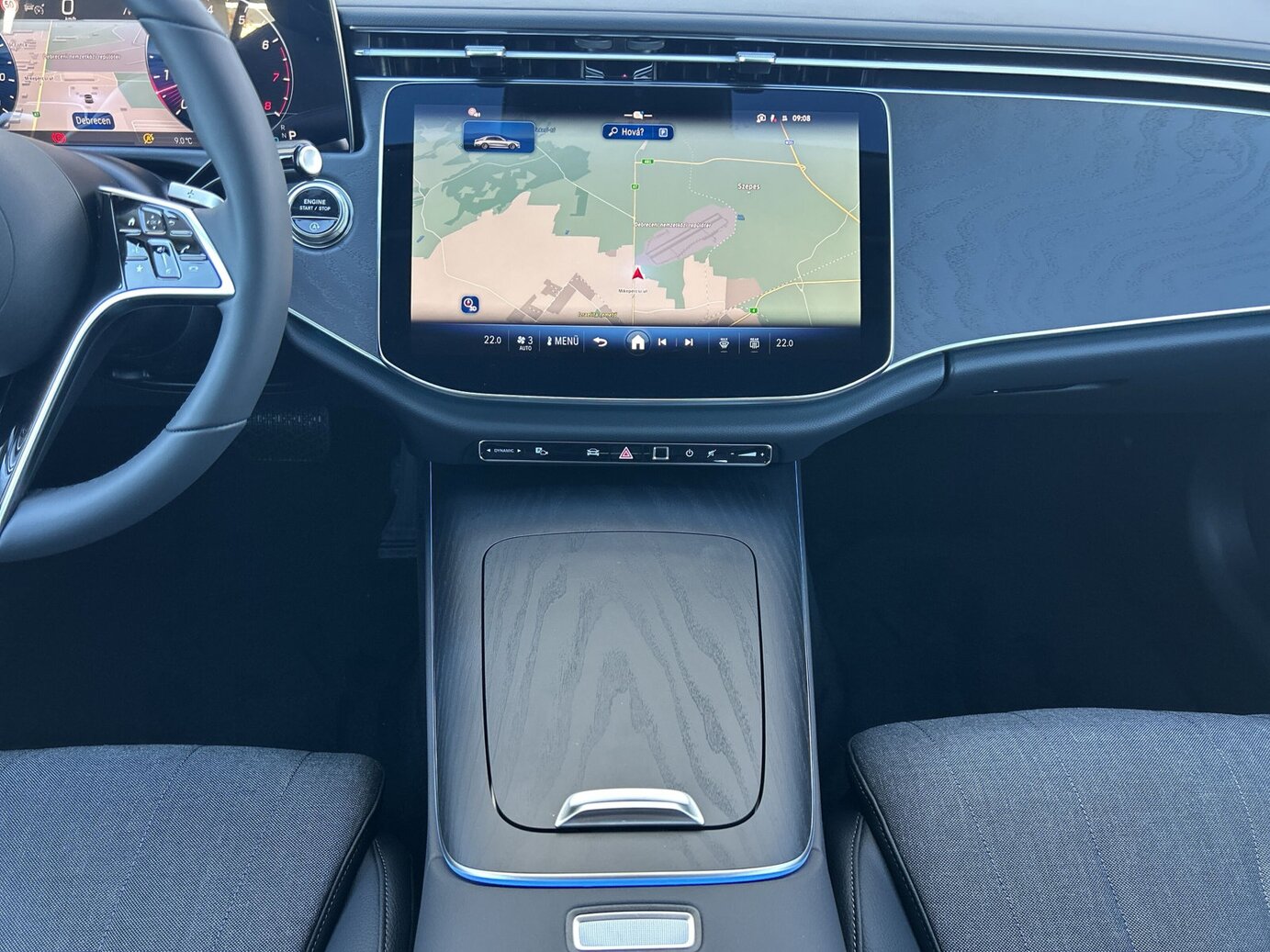 Mercedes-Benz E 200 4MATIC Limousine