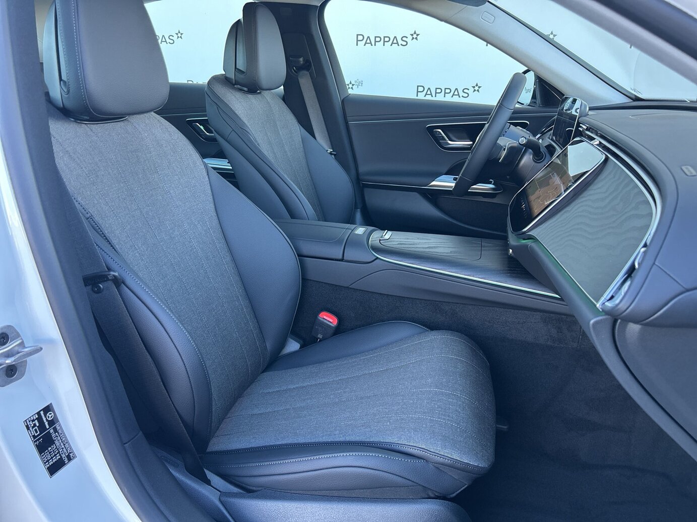 Mercedes-Benz E 200 4MATIC Limousine