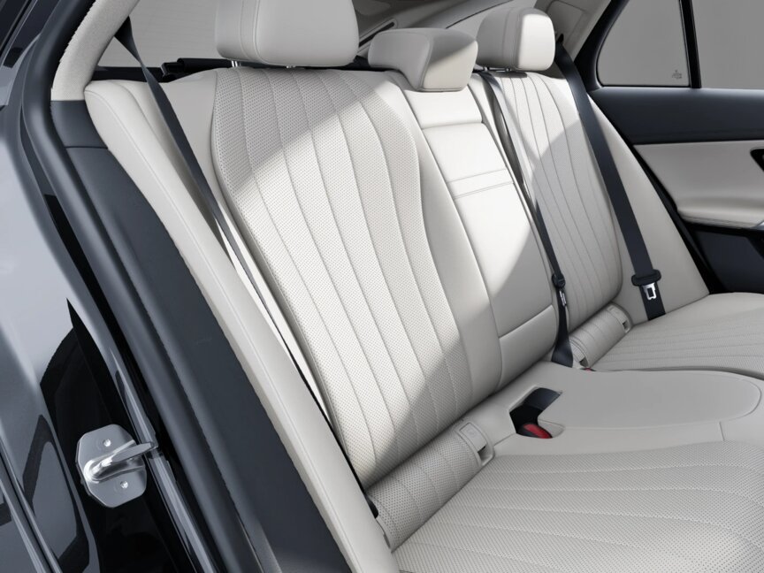 Mercedes-Benz E 300 de 4MATIC T-Modell All-Terrain mit EQ Hybrid Technologie