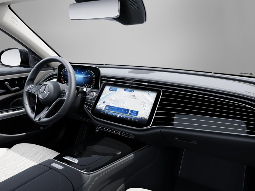 Mercedes-Benz E 300 de 4MATIC T-Modell All-Terrain mit EQ Hybrid Technologie