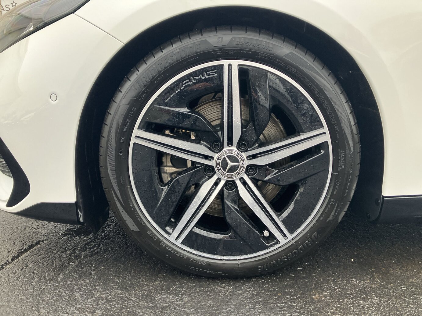 Mercedes-Benz CLA 200