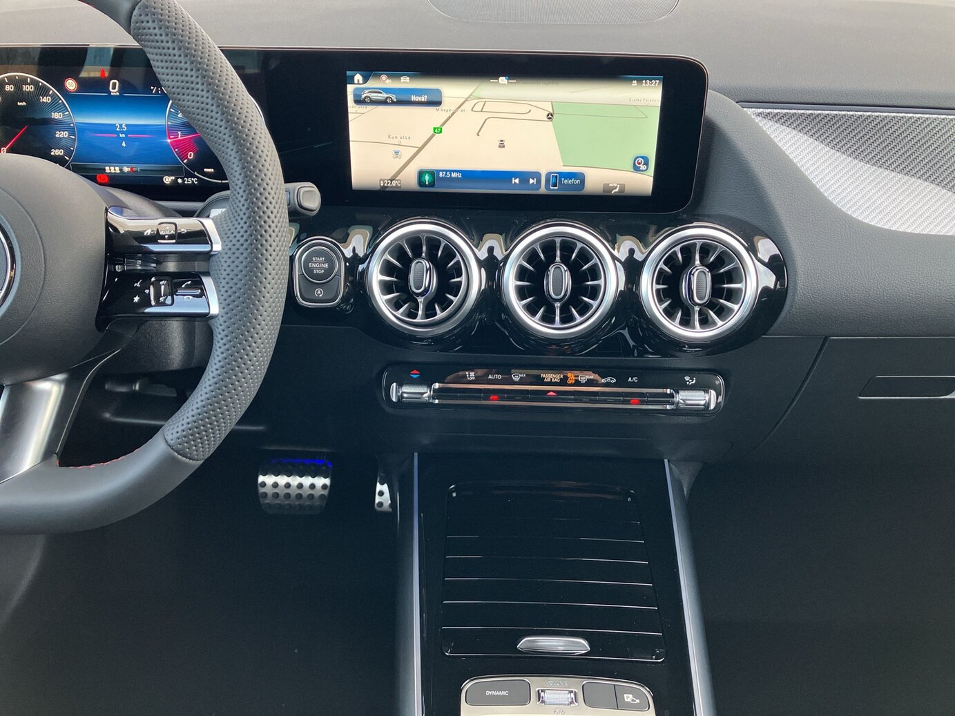 Mercedes-Benz GLA 180