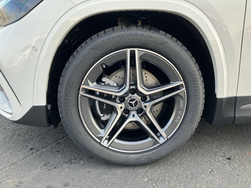 Mercedes-Benz GLA 180