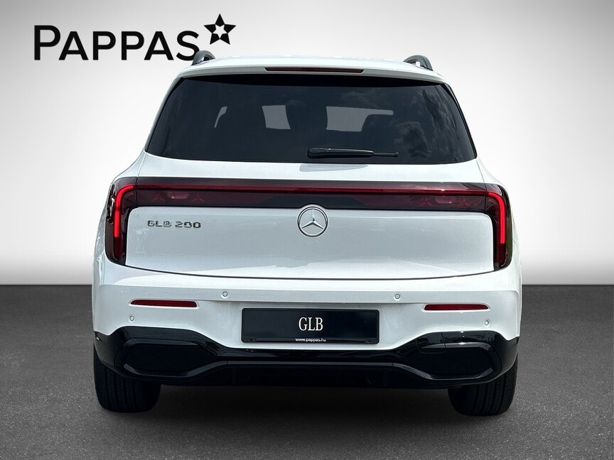 Mercedes-Benz GLB 200