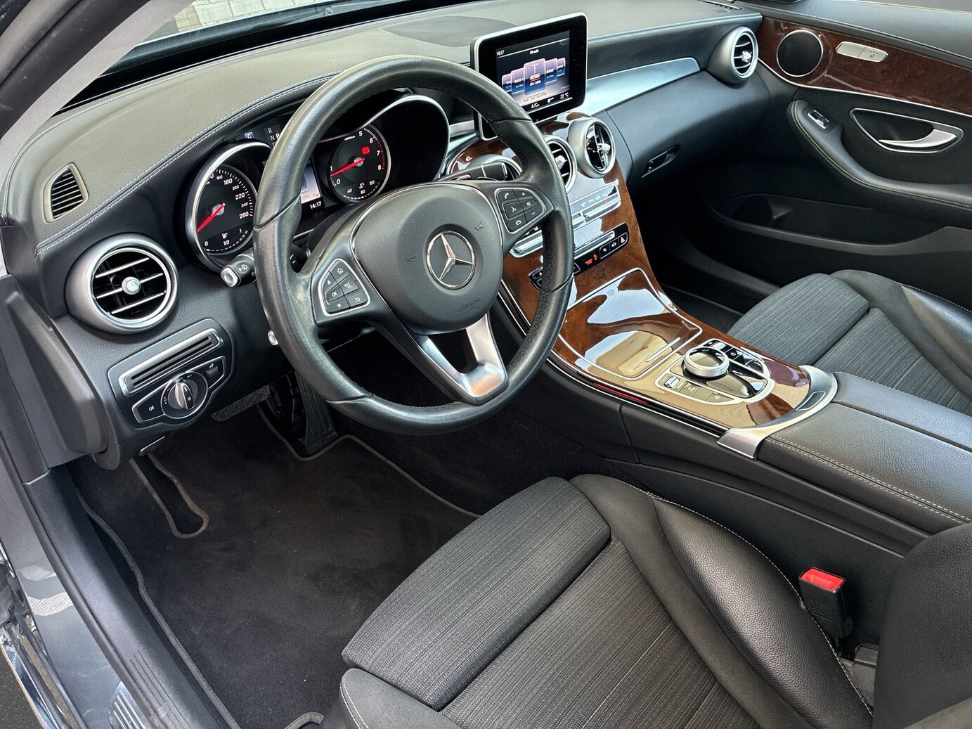 Mercedes-Benz C 180