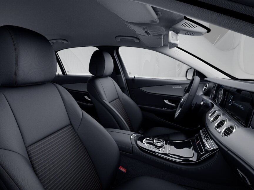 Mercedes-Benz E 200 4MATIC Limousine