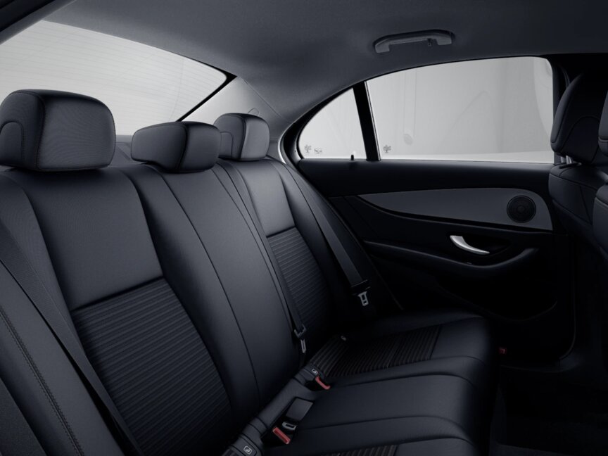 Mercedes-Benz E 200 4MATIC Limousine