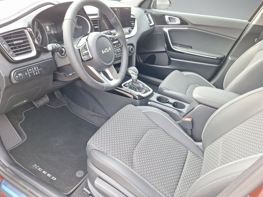 Kia XCEED 150T/AT