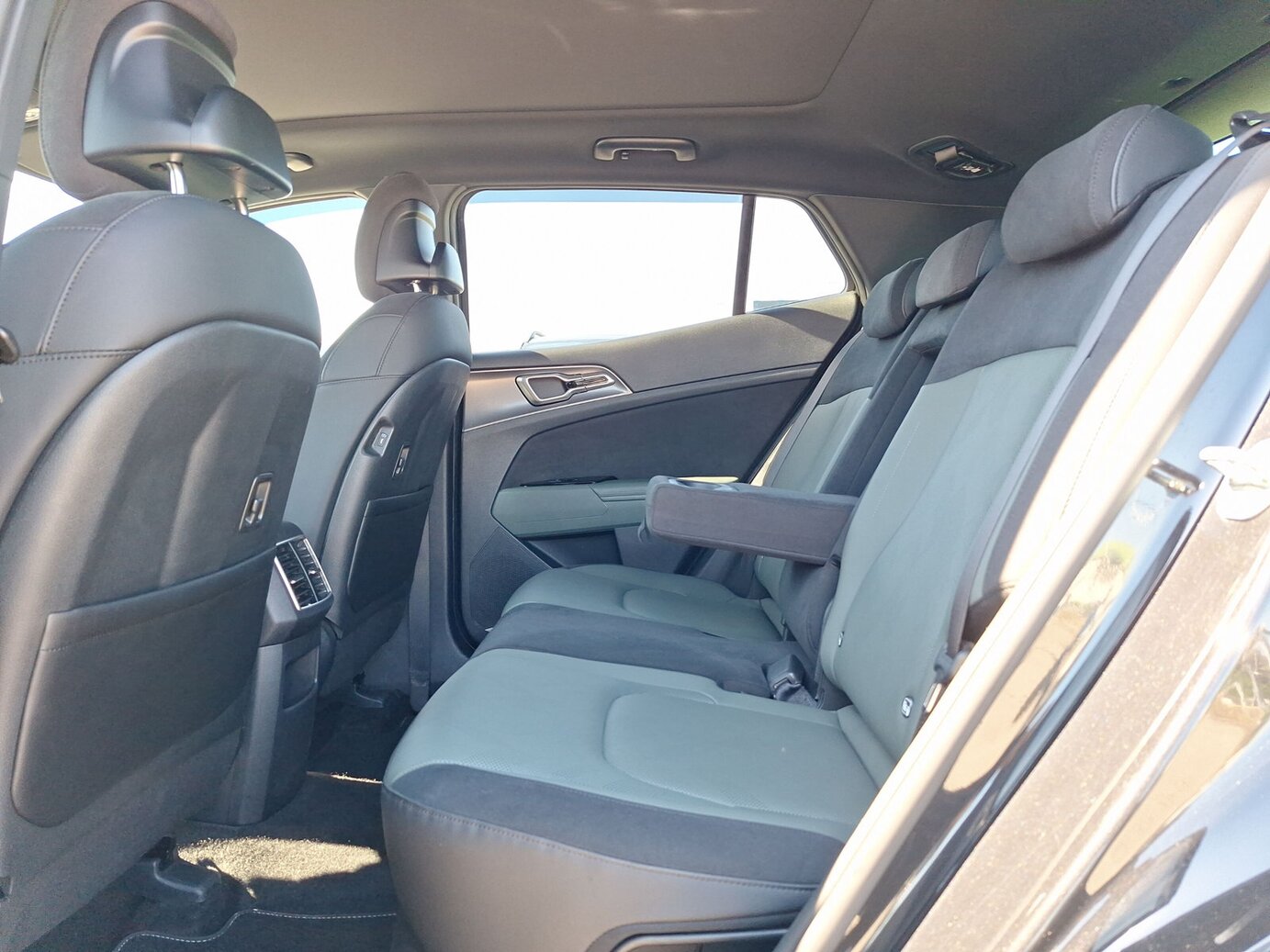 Kia SPORTAGE 150H 48V AT