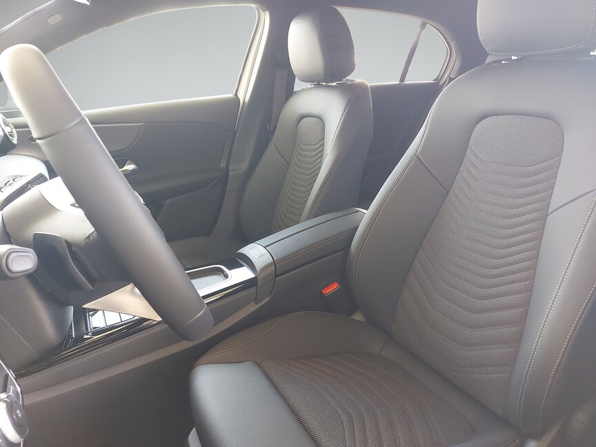 Mercedes-Benz A 200 d