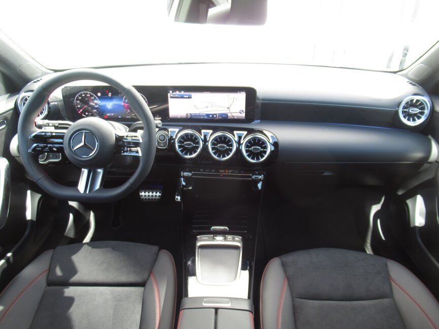 Mercedes-Benz A 180 Kompaktlimousine