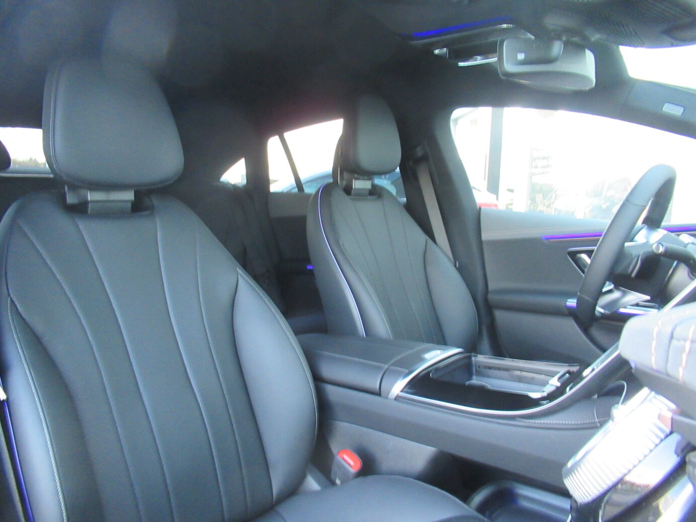 Mercedes-Benz EQE 300