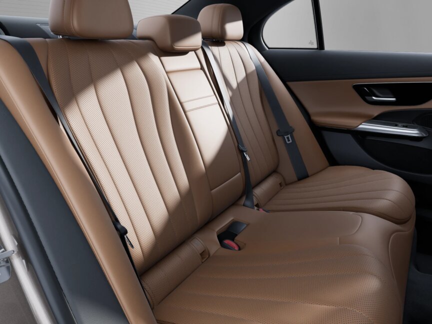 Mercedes-Benz E 300 de Limousine Österreich-Edition