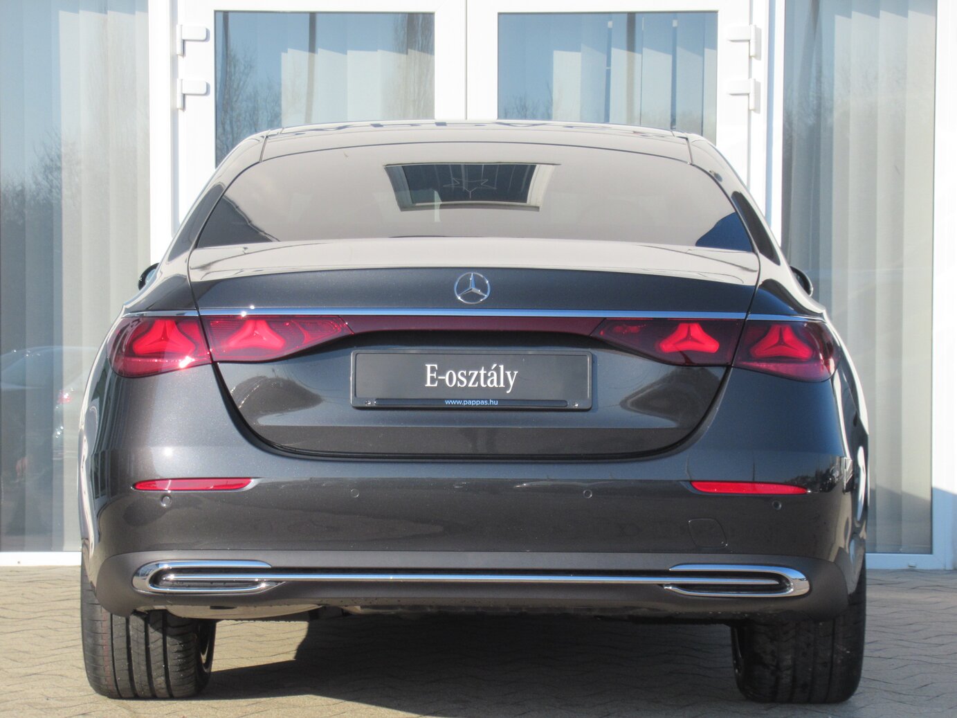 Mercedes-Benz E 200 4MATIC Limousine