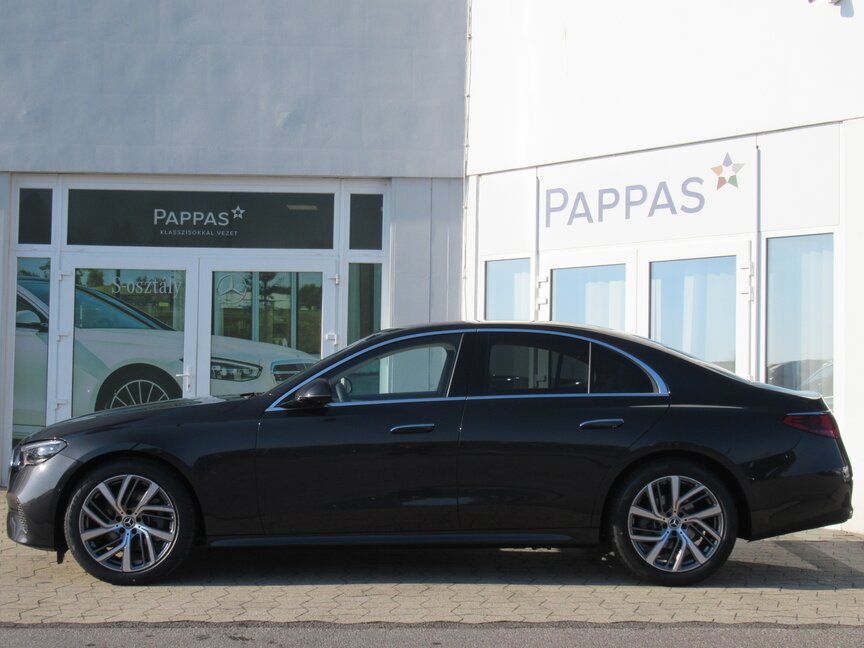Mercedes-Benz E 200 4MATIC Limousine