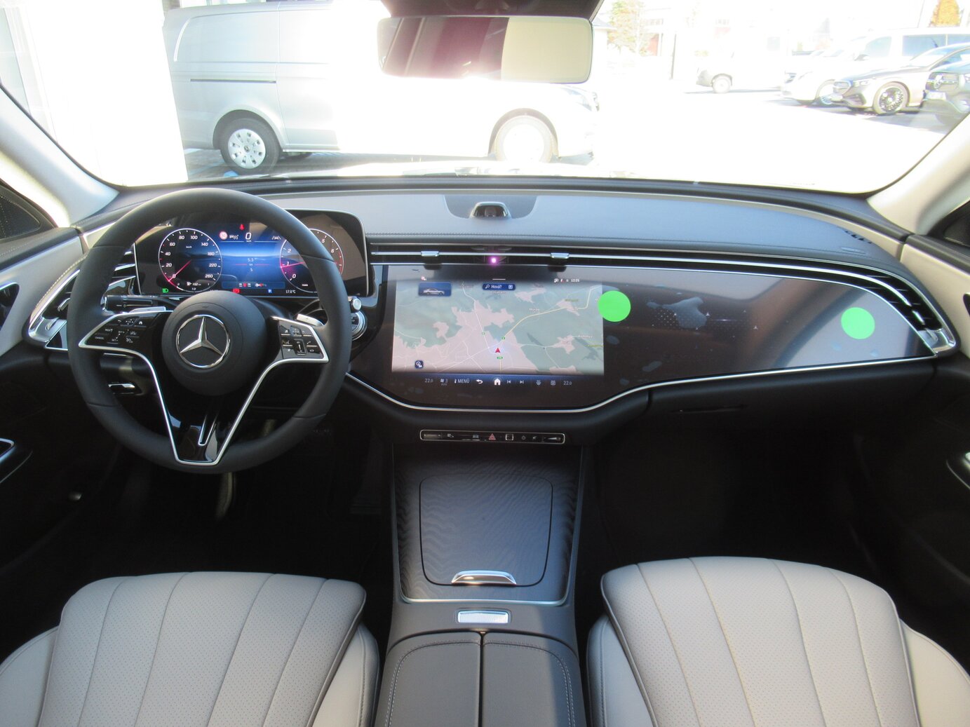 Mercedes-Benz E 200 4MATIC Limousine