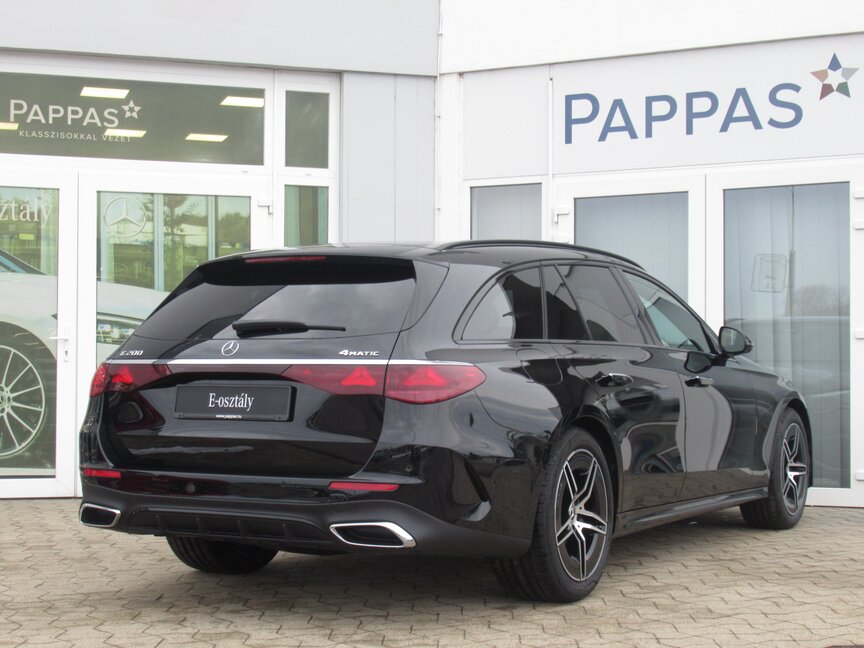 Mercedes-Benz E 220 d 4MATIC T-Modell