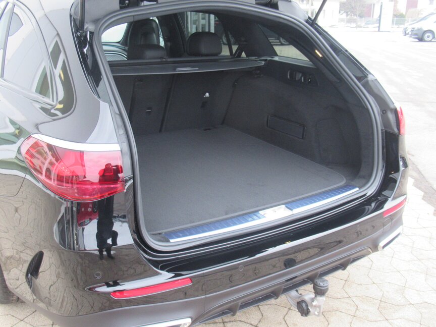 Mercedes-Benz E 220 d 4MATIC T-Modell