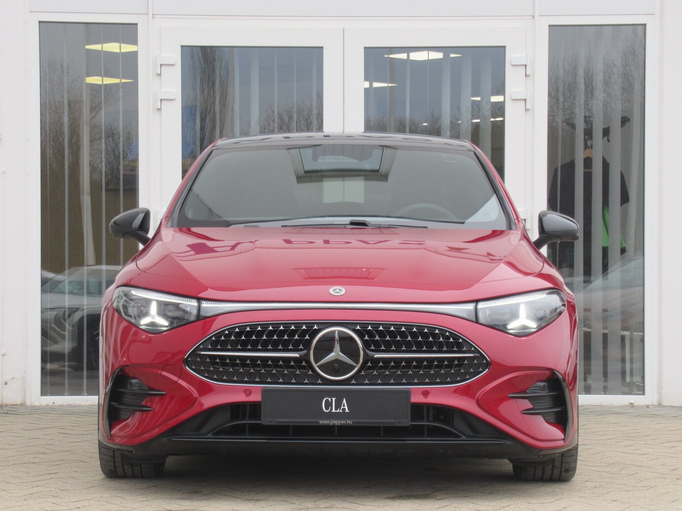 Mercedes-Benz CLA 180
