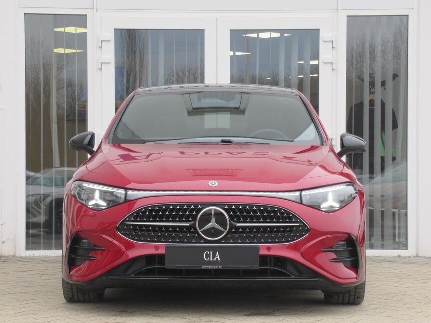 Mercedes-Benz CLA 180