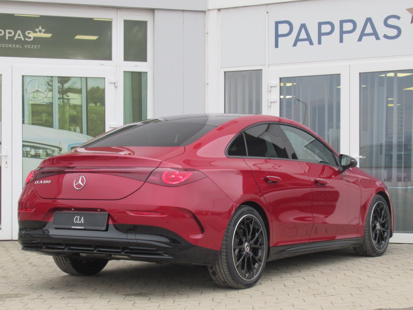 Mercedes-Benz CLA 180