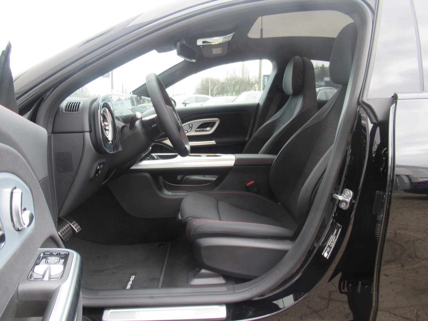 Mercedes-Benz CLA 200 4MATIC