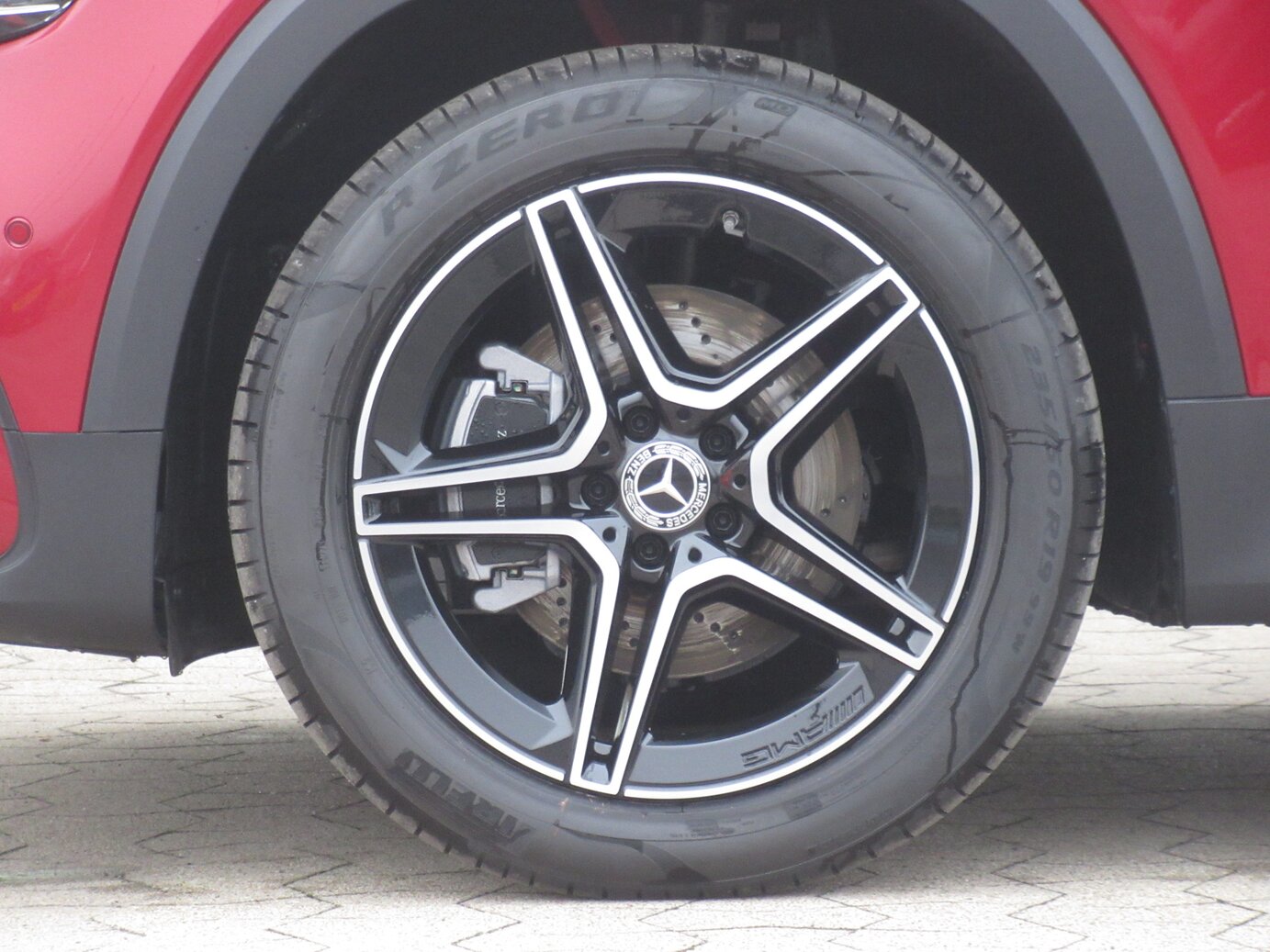 Mercedes-Benz GLB 200 d