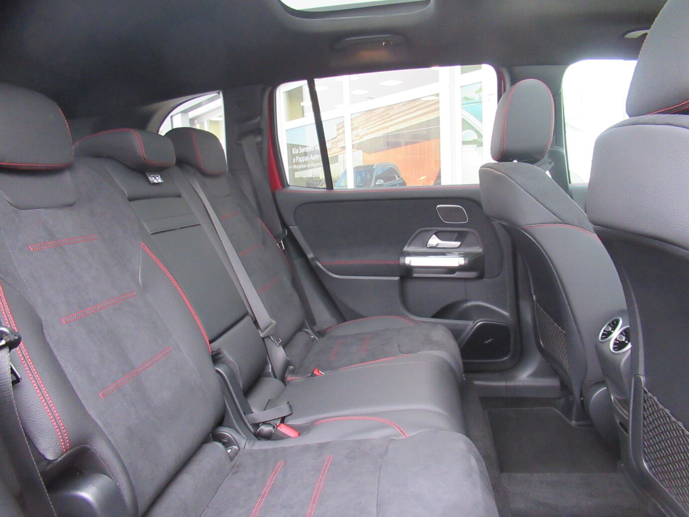 Mercedes-Benz GLB 200 d