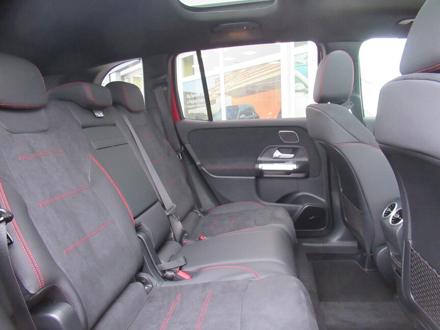 Mercedes-Benz GLB 200 d