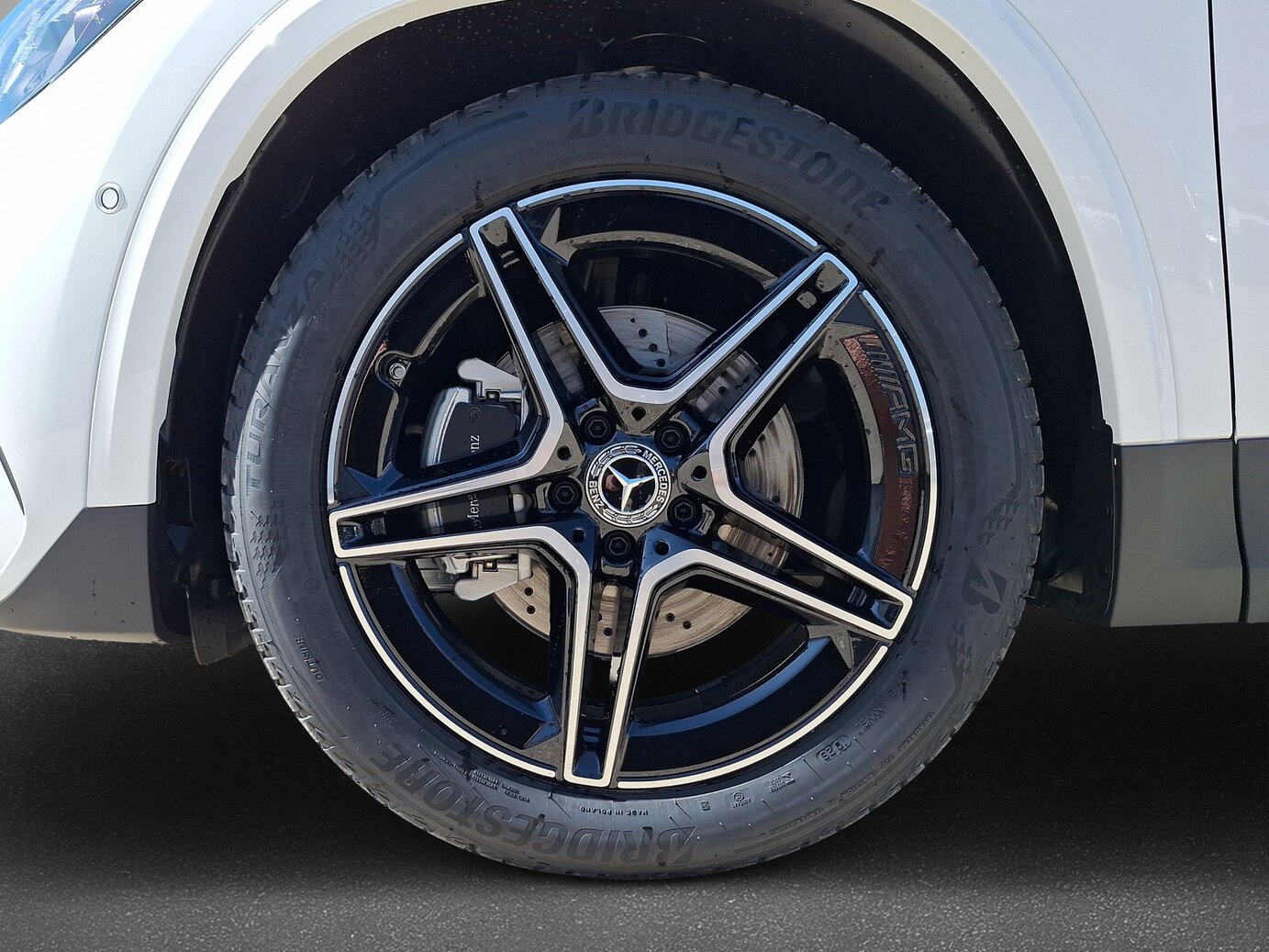 Mercedes-Benz GLA 200 D