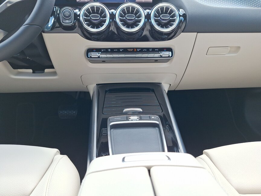 Mercedes-Benz GLA 200 d