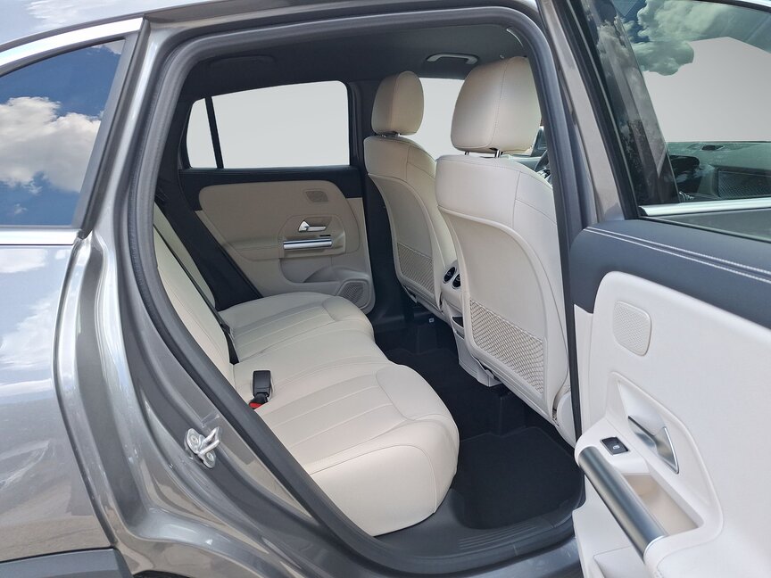 Mercedes-Benz GLA 200 d