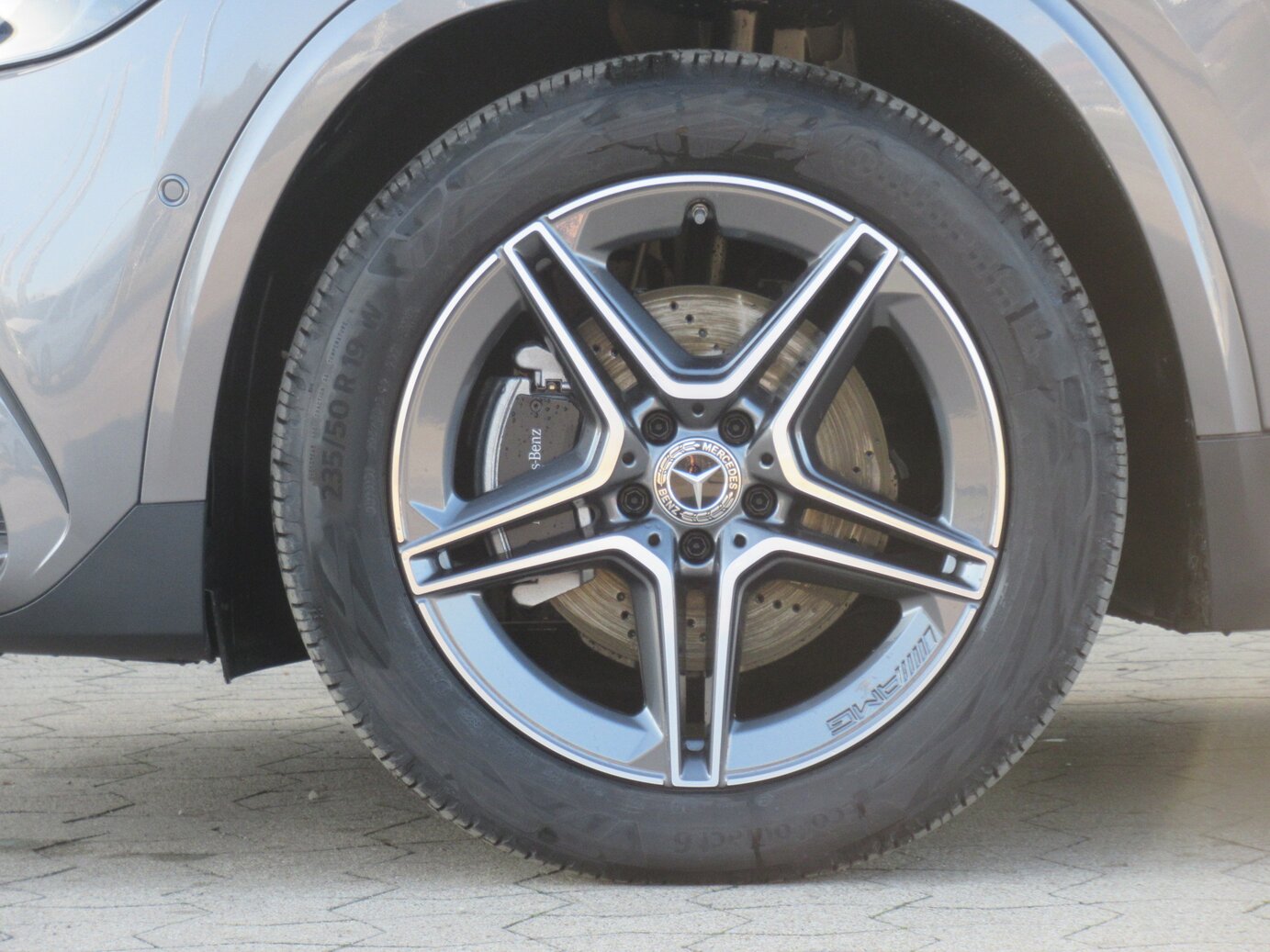 Mercedes-Benz GLA 200 d