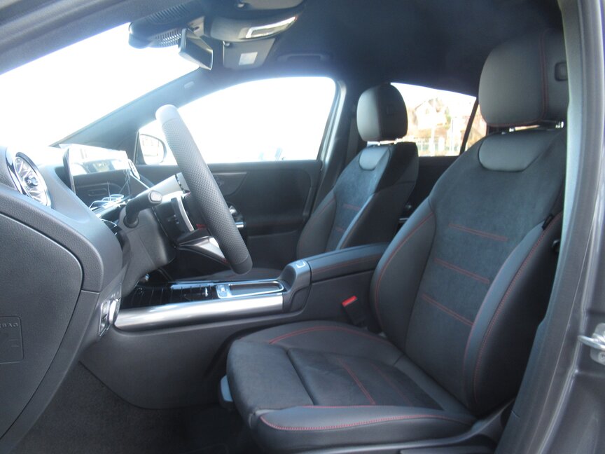 Mercedes-Benz GLA 200 d