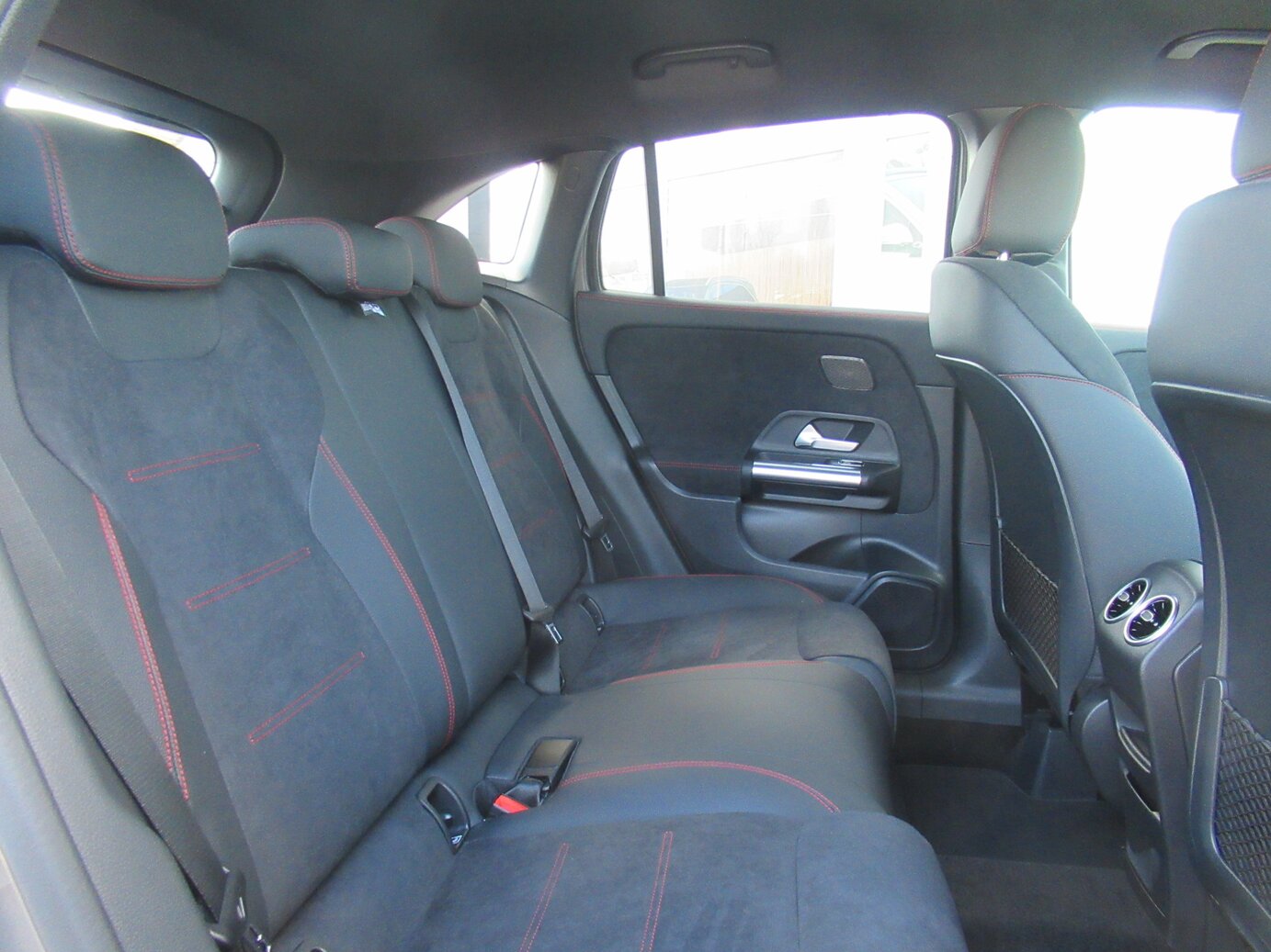 Mercedes-Benz GLA 200 d