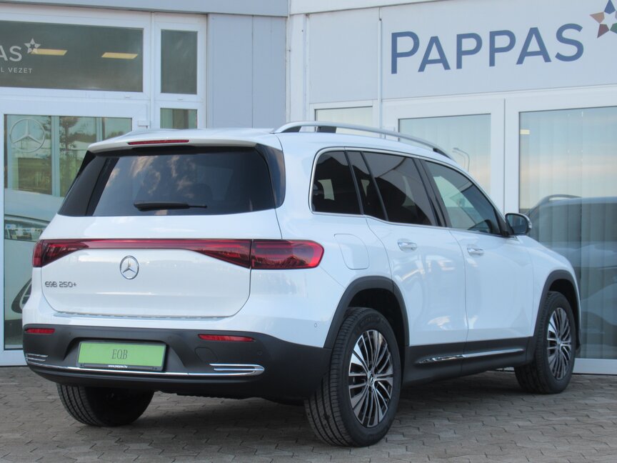 Mercedes-Benz EQB 250+
