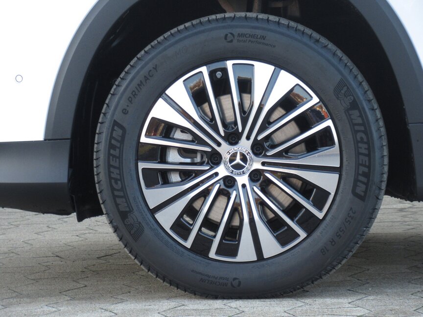 Mercedes-Benz EQB 250+