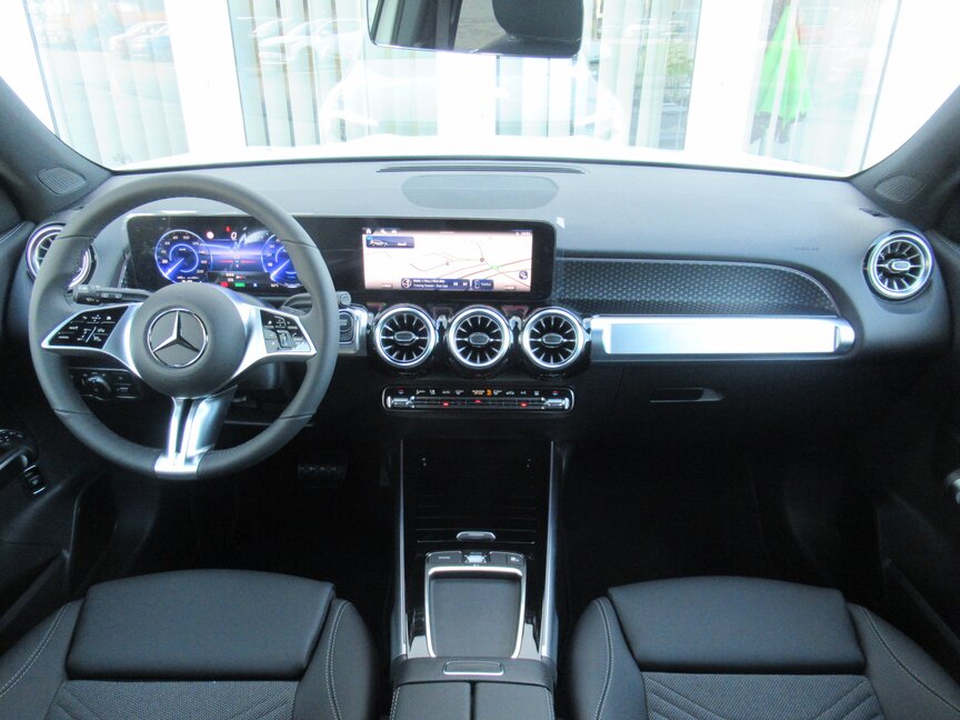 Mercedes-Benz EQB 250+