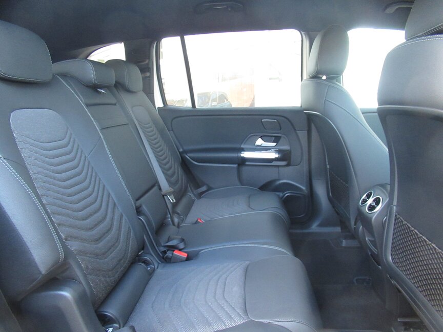 Mercedes-Benz EQB 250+