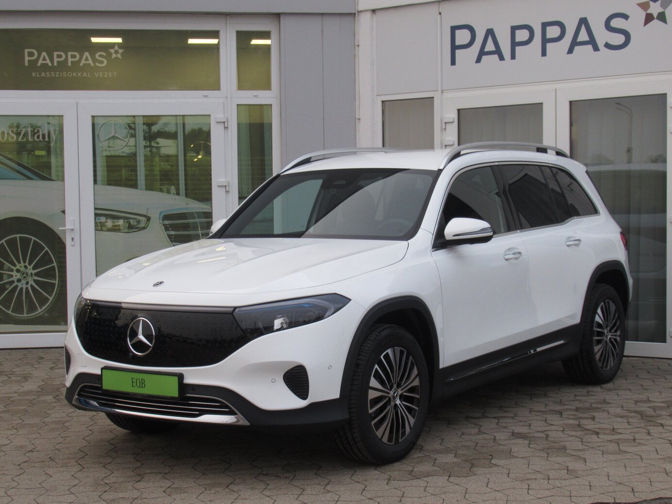 Mercedes-Benz EQB 250+