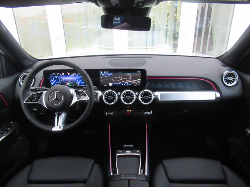 Mercedes-Benz EQB 250+