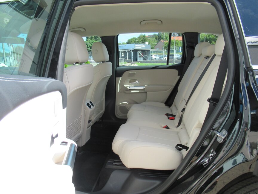 Mercedes-Benz EQB 250+