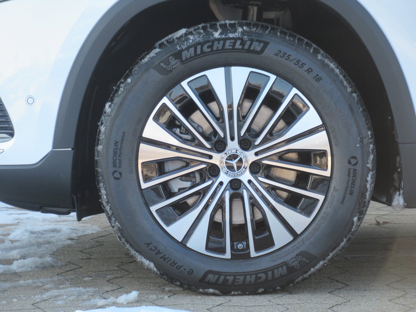 Mercedes-Benz EQA 250+